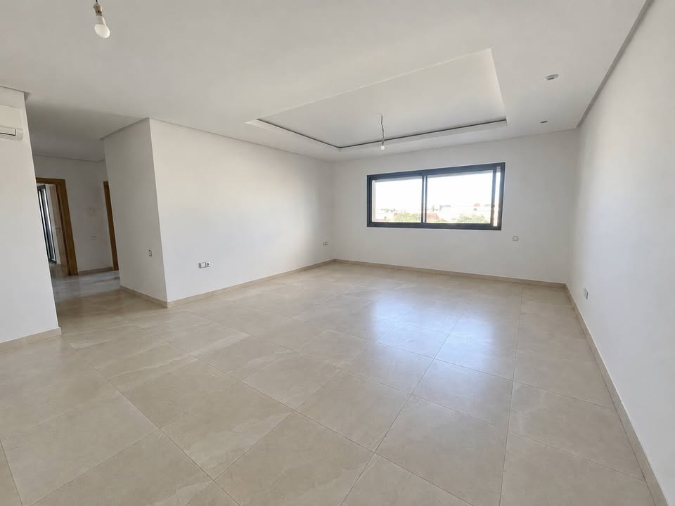 Appartement à louer - Photo