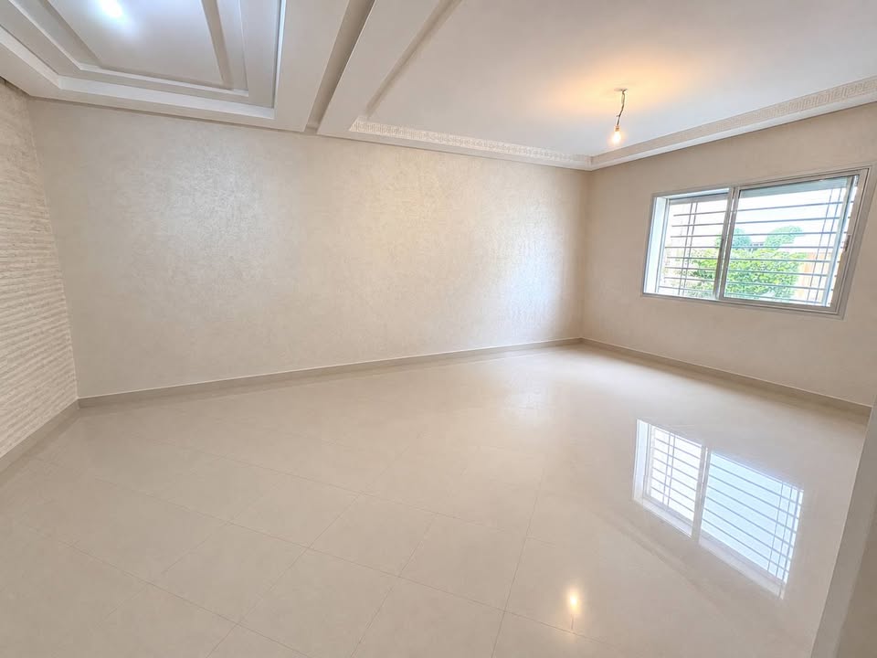 Appartement à louer - Photo