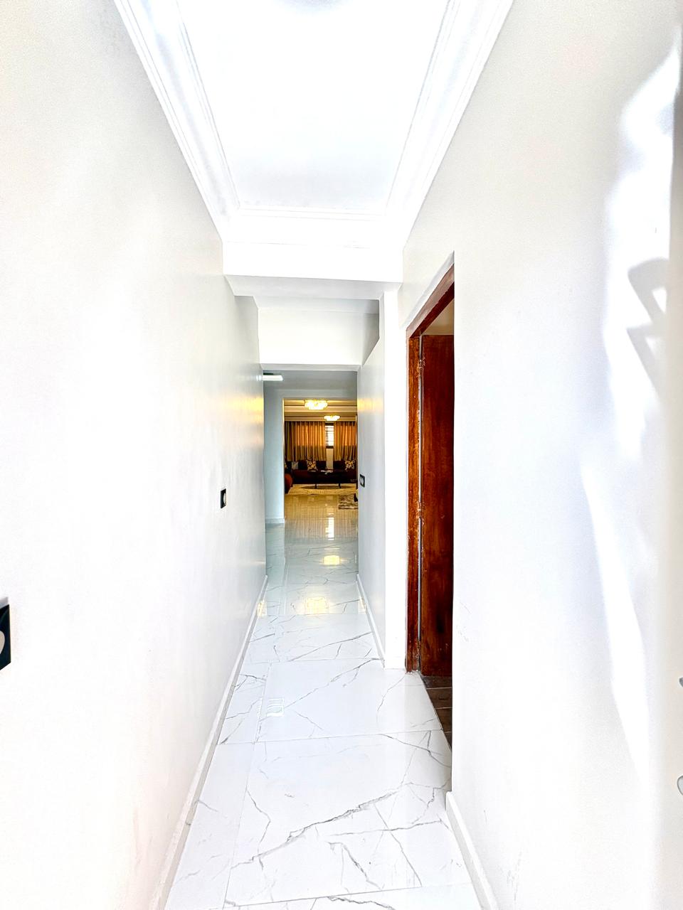 Rdc d'une maison à louer - Photo